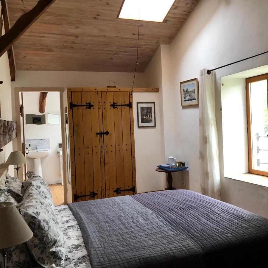 Chambres D'Hotes Des Forets Ecuras Bagian luar foto